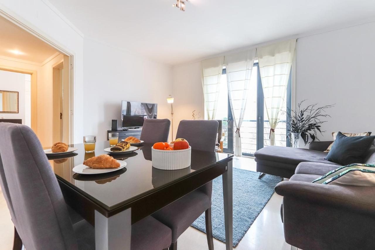 Vita Portucale ! Modern Apartment With Garage リスボン エクステリア 写真
